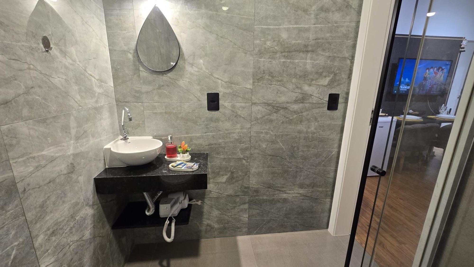 Loft Moderno E Aconchegante A Dois Passos Da Feirinha Do Alto! Apartment Teresopolis Luaran gambar